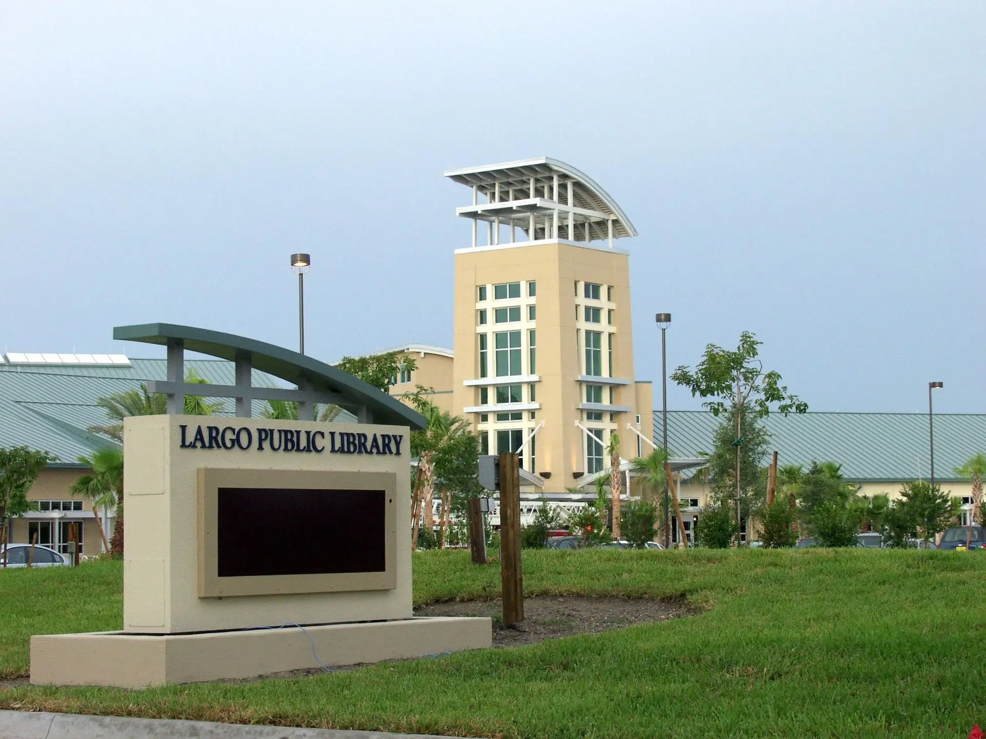 Largo Public Library building and sign, reflecting Largo's award-winning public library and community amenities.