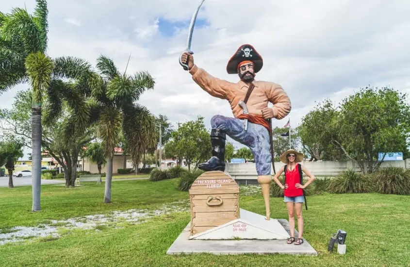 Treasure Island, Florida landmark statue and sign, coastal cleaning services in Treasure Island.